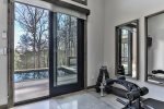 Work-out overlooking the pool